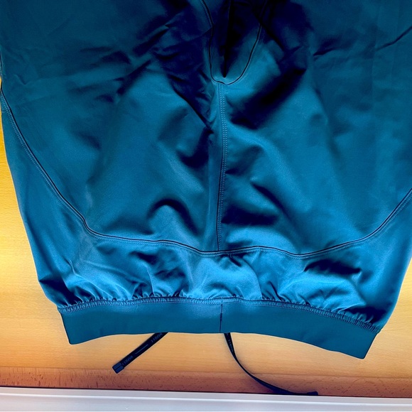 Under Armour men grey stretch sports pants. Large. Never worn. - Picture 4 of 5